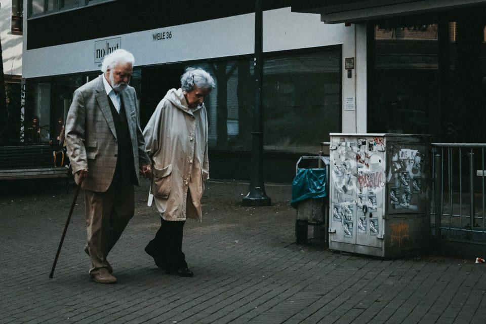 Reasons to Move to Pasadena as a Senior - SOS Moving & Storage