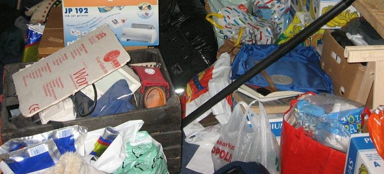 pile of clutter