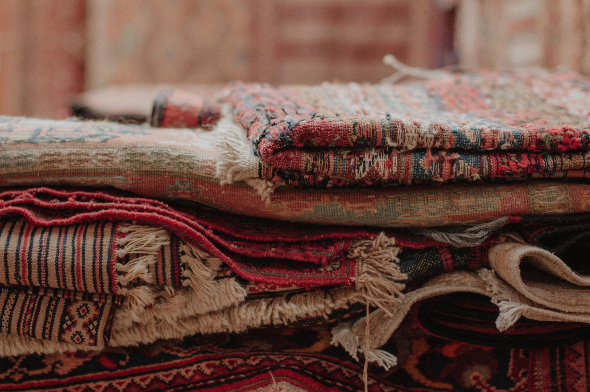 Tips for Moving Carpets and Rugs in LA - SOS Moving & Storage