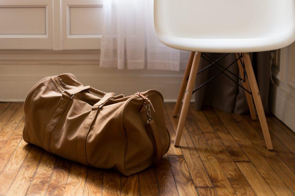 What to Pack In Your Essentials Bag for a Long Distance Move From CA to NY? - SOS Moving & Storage
