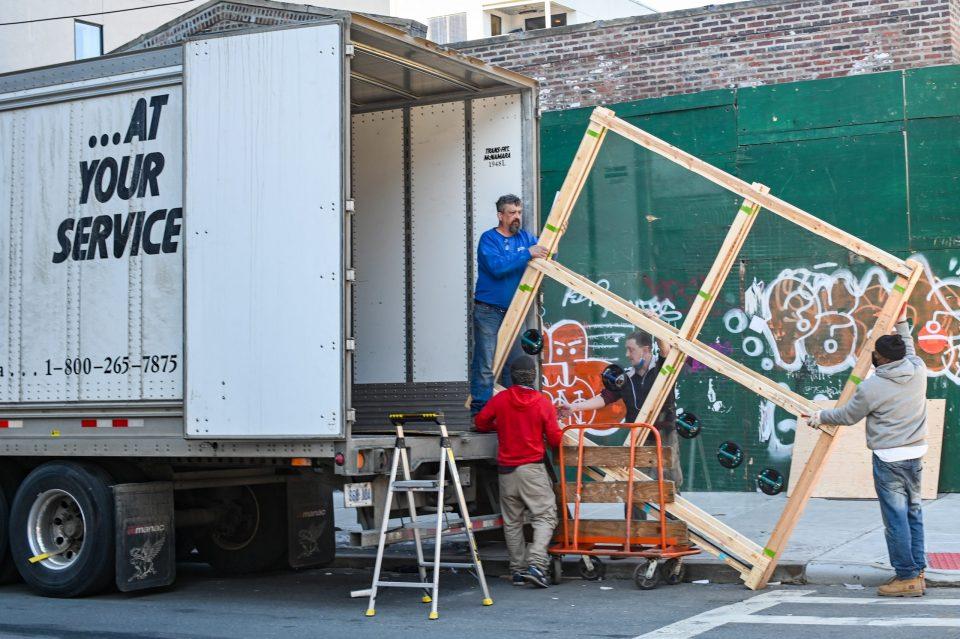 How to Find Trustworthy Residential Movers in LA? - SOS Moving & Storage