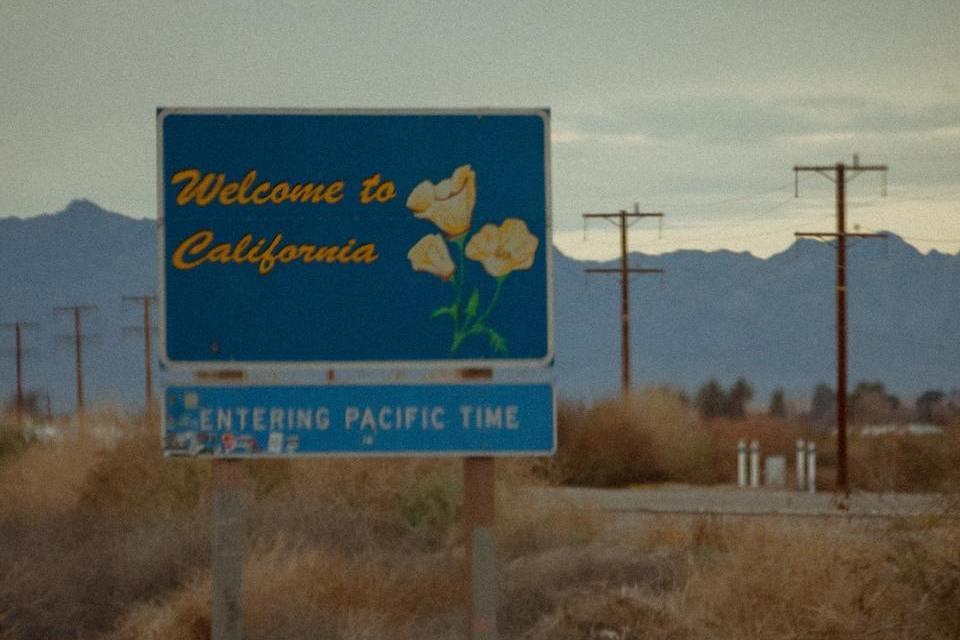 Top California Suburbs for Families - SOS Moving & Storage