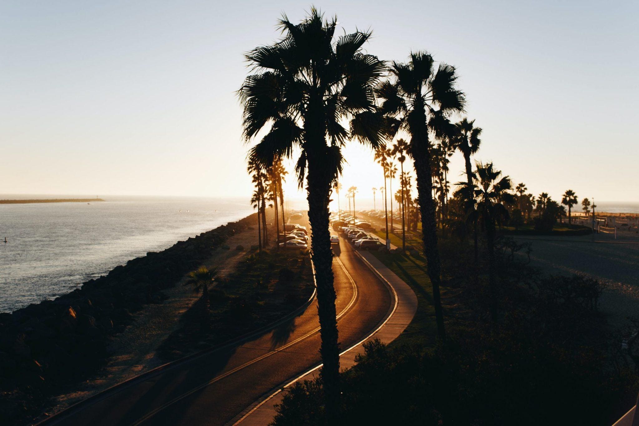 Moving to CA During the Summer – How to Do It Right?