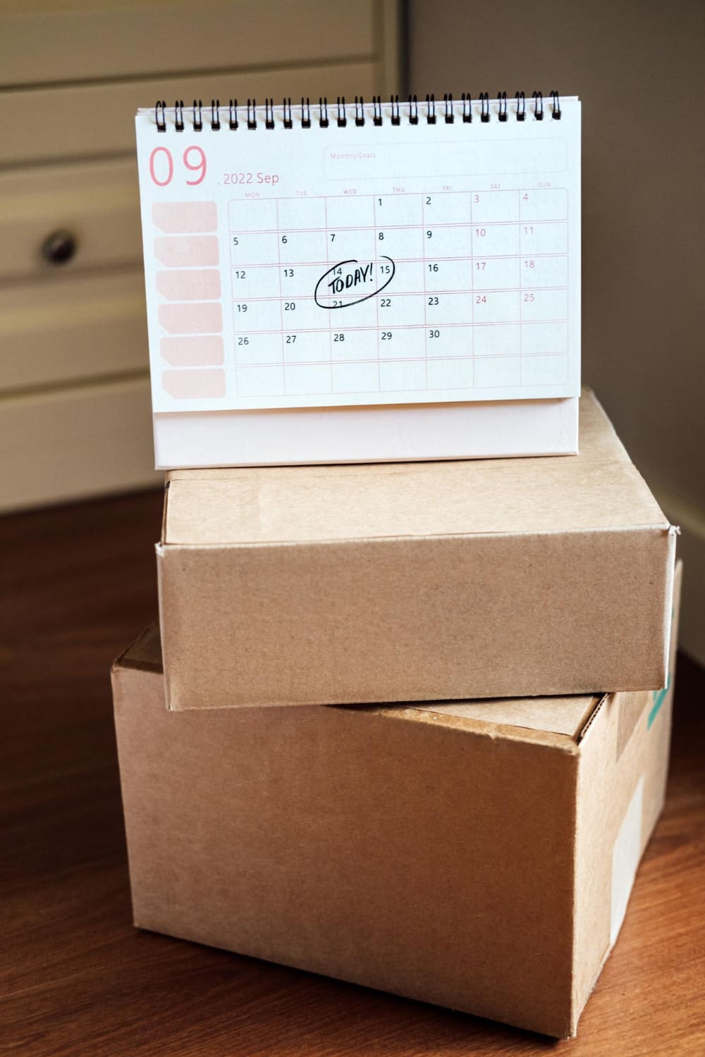 Best Time of Year to Move: Monthly Guide & Tips