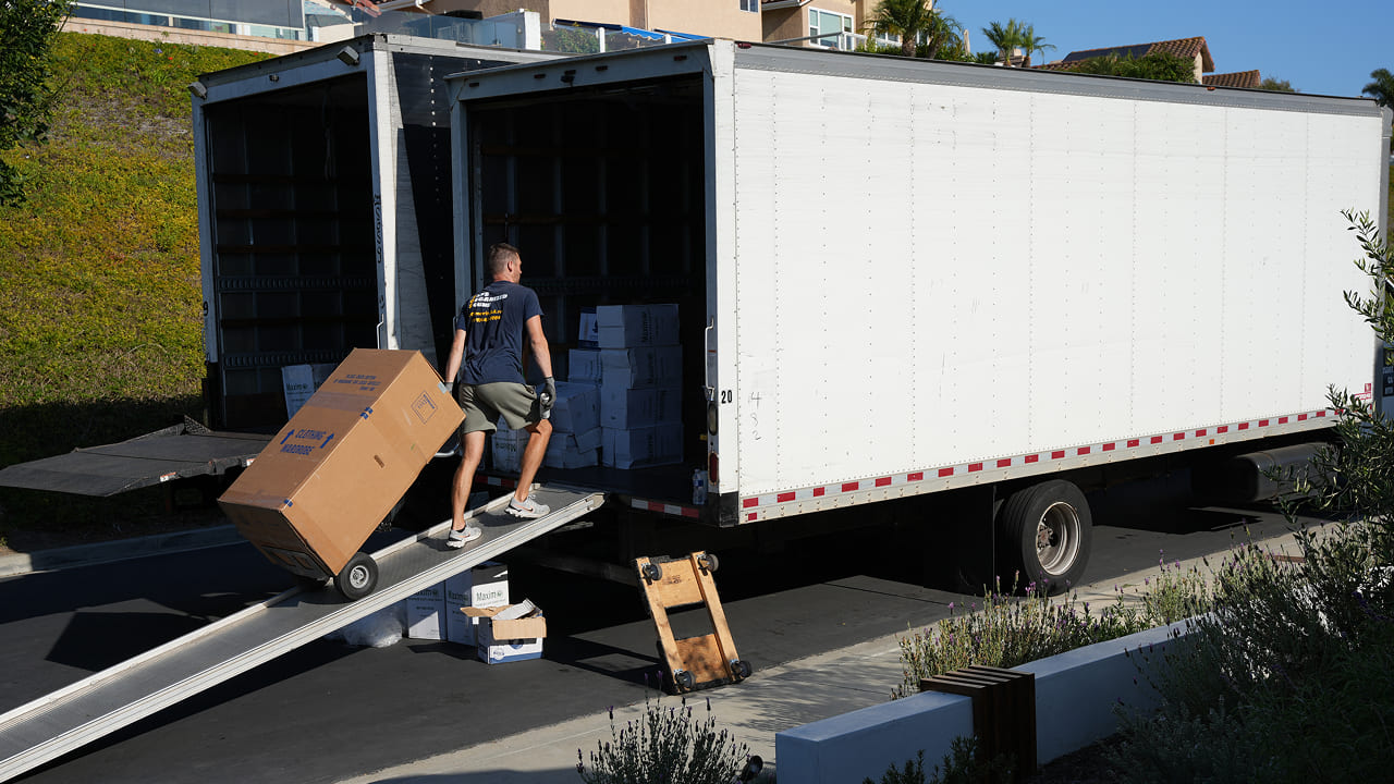 Long Distance Movers Interstate Regulations Guide LA